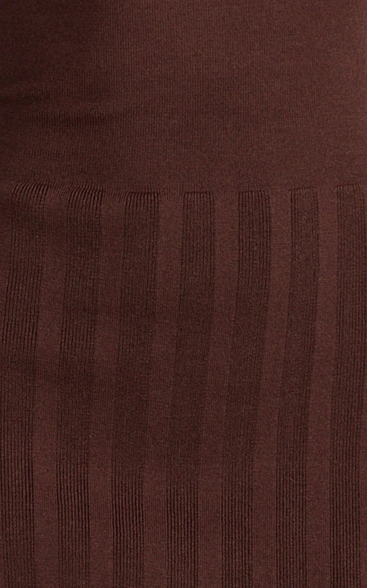 Jadey Midi Dress - Cap Sleeve Pleated Dress In Chocolate